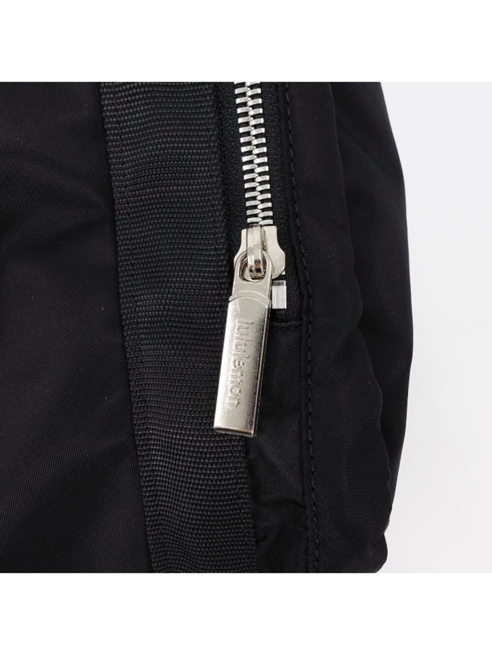 Lululemon Wunderlust Duffle Bag 40L Black OS - Picture 13 of 16